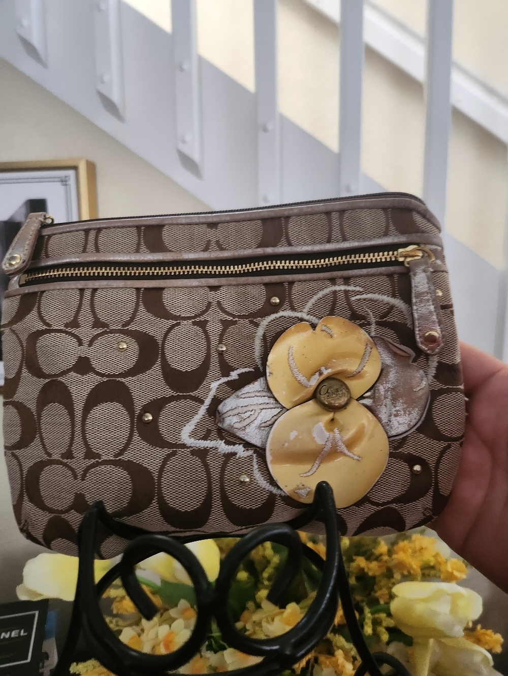 Coach Signature Daisy Clutch